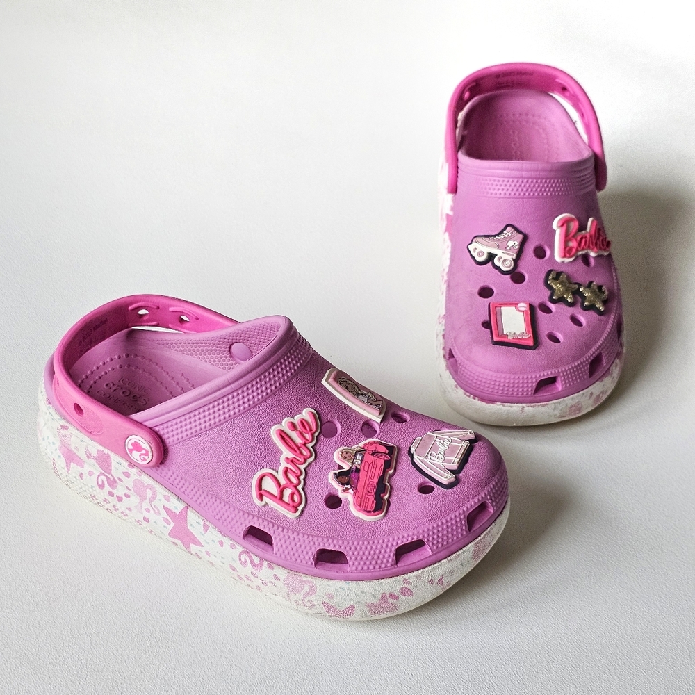 🎀 Crocs Barbie Platform Clogs Kids J3 Pink Jibbitz Charms Limited Edition
